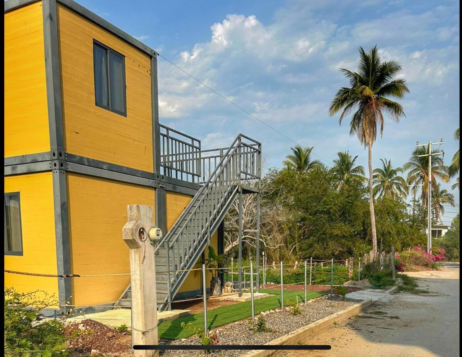 Yellow House 6 Minutos De Playa Barra de Navidad Room photo
