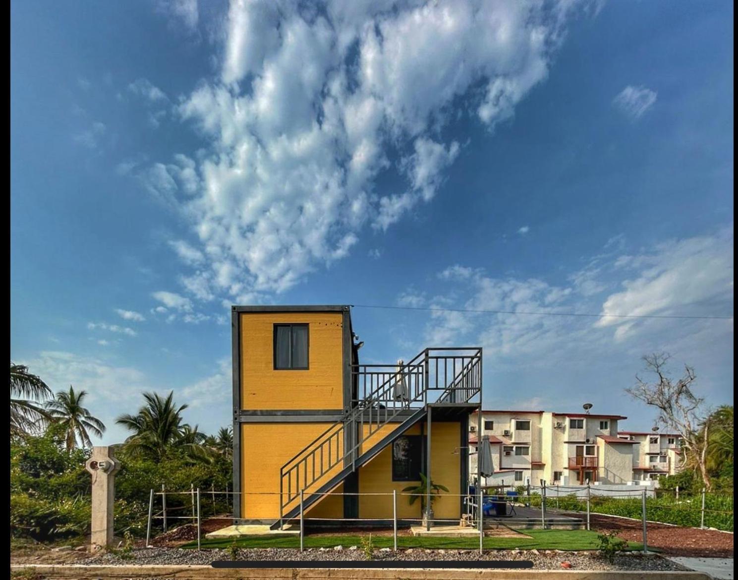 Yellow House 6 Minutos De Playa Barra de Navidad Room photo